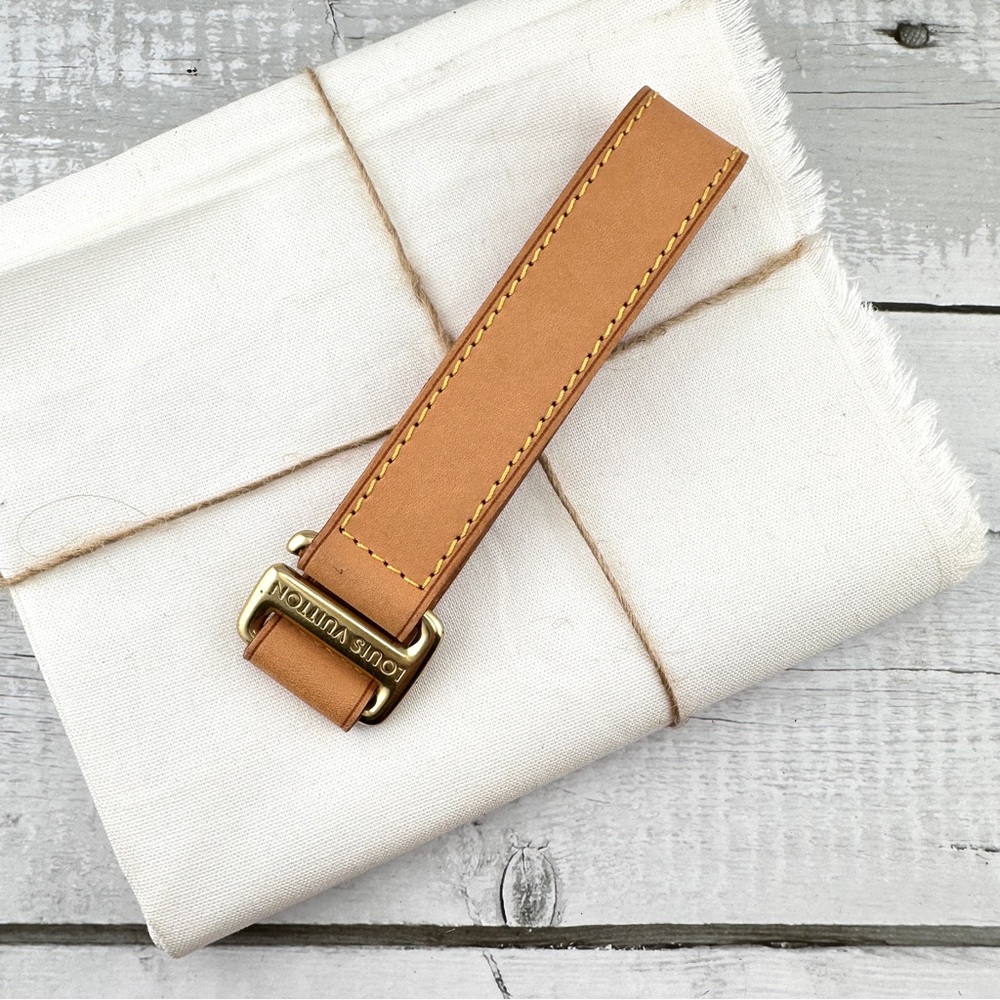 AUTHENTIC Louis Vuitton leather strap.